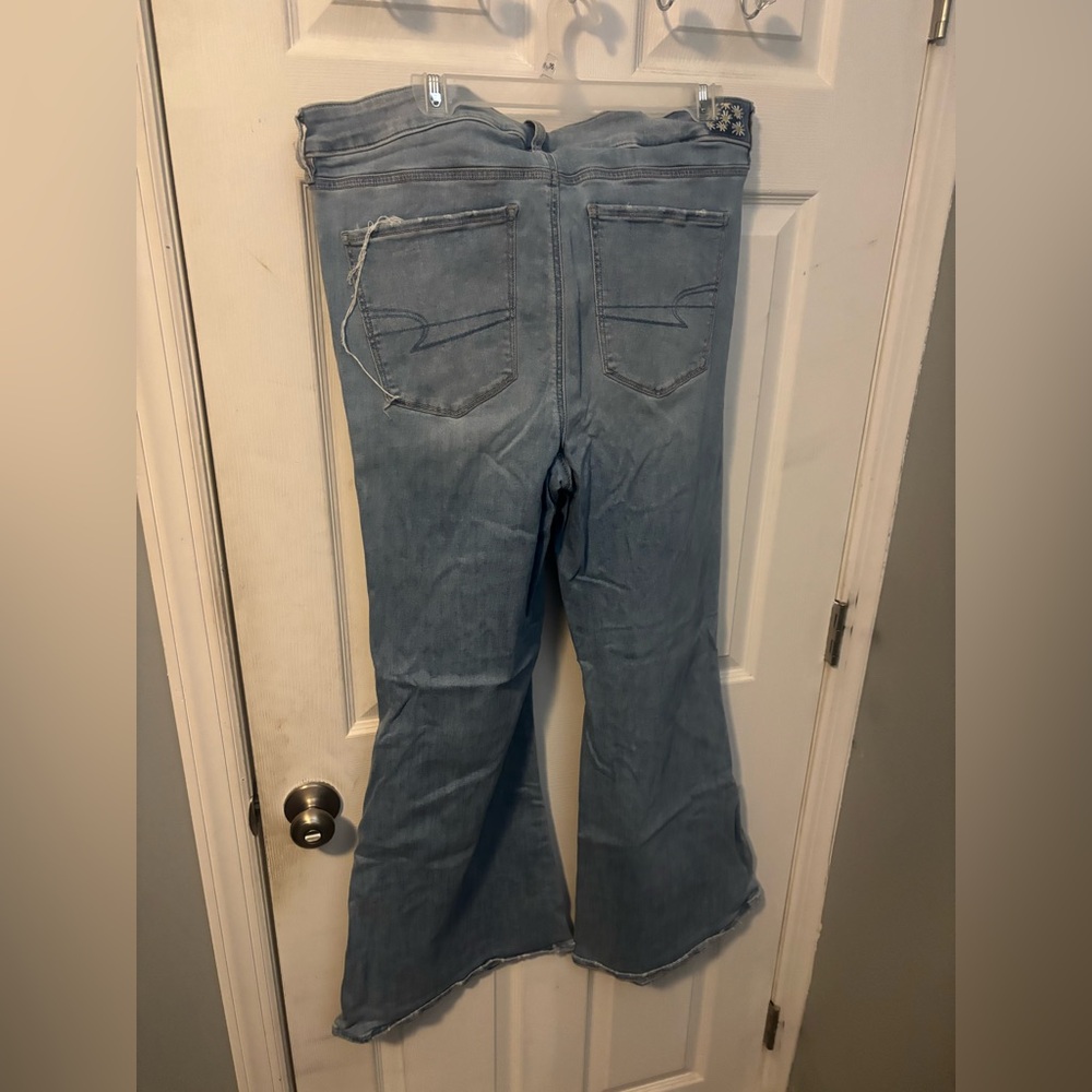 American Eagle Outfitters Light Blue Distressed Flare Jeans - Picture 3 of 5